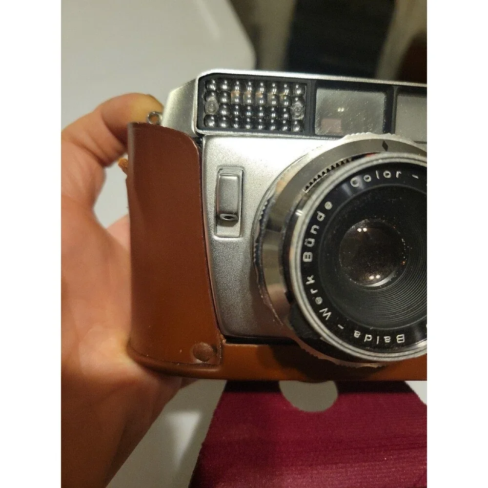 Vintage Baldar 35 mm camera w Baldanar 1:1:2.8/45 lens w case Color Prontormat